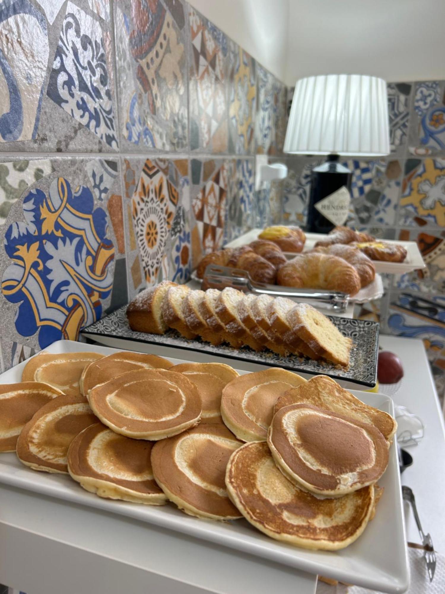 La Maison Derriere โตรเปอา ภายนอก รูปภาพ